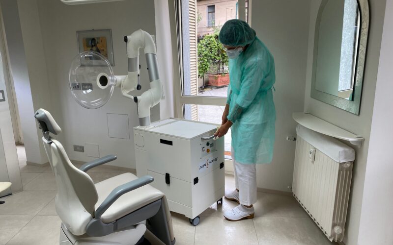 New medical aerosol suction system<br>AirSafe™, mobile and stationary